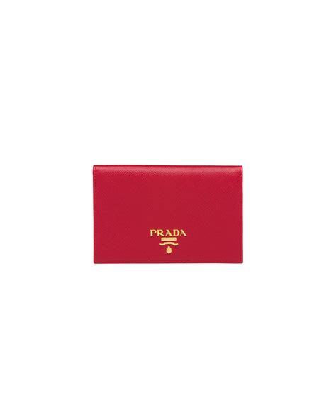 prada billetera roja